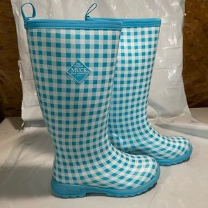 Breezy Tall Muck Boots size 7